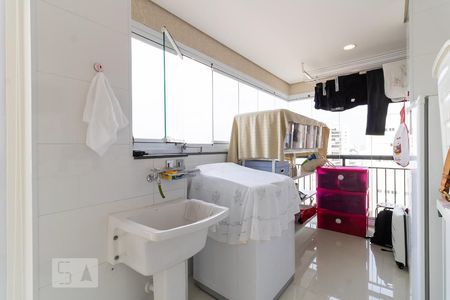 Apartamento à venda com 170m², 3 quartos e 5 vagasLavanderia