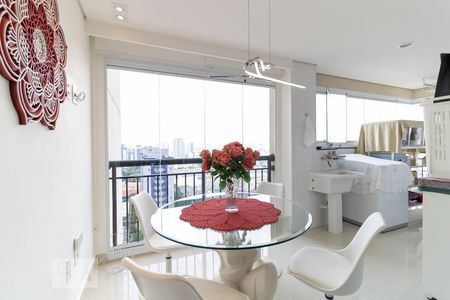 Apartamento à venda com 170m², 3 quartos e 5 vagasCopa