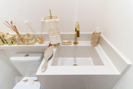 Apartamento à venda com 170m², 3 quartos e 5 vagasLavabo