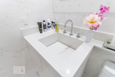 Apartamento à venda com 170m², 3 quartos e 5 vagasBanheiro da Suíte 1