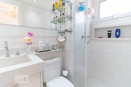 Apartamento à venda com 170m², 3 quartos e 5 vagasBanheiro da Suíte 1