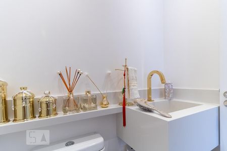 Apartamento à venda com 170m², 3 quartos e 5 vagasLavabo