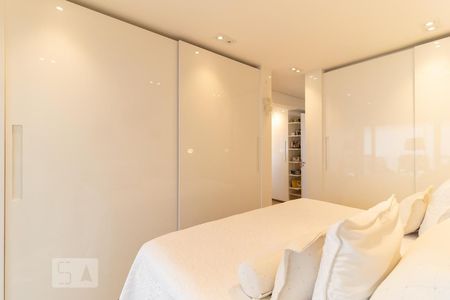 Apartamento à venda com 170m², 3 quartos e 5 vagasSuíte Master