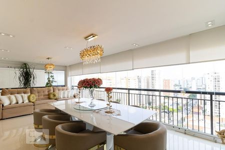 Apartamento à venda com 170m², 3 quartos e 5 vagasVaranda Gourmet