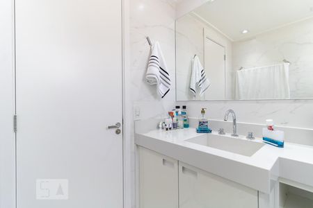 Apartamento à venda com 170m², 3 quartos e 5 vagasBanheiro da Suíte Master