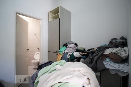 Casa à venda com 350m², 4 quartos e 4 vagas Casa à venda com 350m², 4 quartos e 4 vagasQuarto de Serviço 1