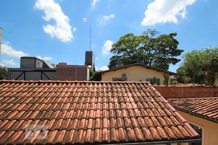 Casa à venda com 350m², 4 quartos e 4 vagas Casa à venda com 350m², 4 quartos e 4 vagasVista do Quarto 2