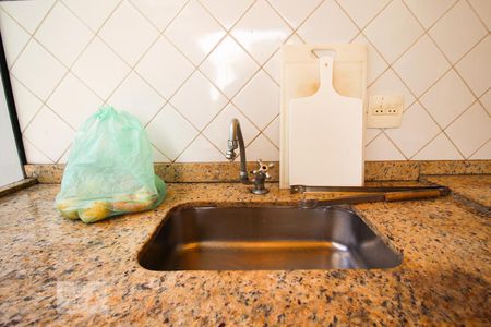 Casa à venda com 350m², 4 quartos e 4 vagas Casa à venda com 350m², 4 quartos e 4 vagasChurrasqueira