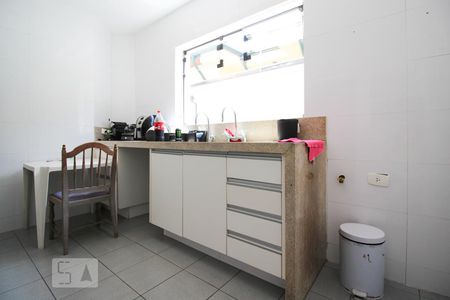 Casa à venda com 350m², 4 quartos e 4 vagas Casa à venda com 350m², 4 quartos e 4 vagasCozinha