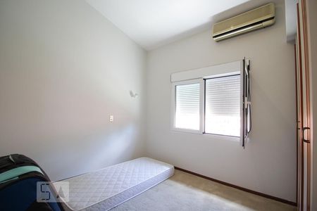 Casa à venda com 350m², 4 quartos e 4 vagas Casa à venda com 350m², 4 quartos e 4 vagasQuarto 1