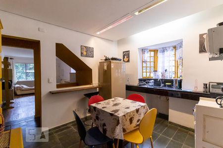 Casa de condomínio à venda com 120m², 3 quartos e 1 vaga Casa de condomínio à venda com 120m², 3 quartos e 1 vagaCozinha