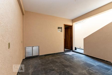 Quintal  de casa à venda com 3 quartos, 203m² em Vila Sapopemba, São Paulo