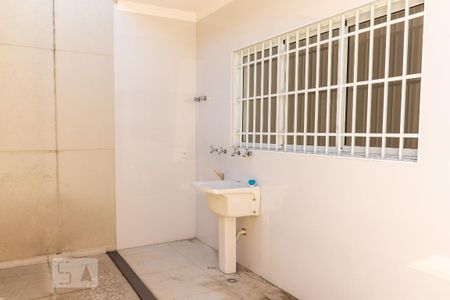 Casa à venda com 173m², 3 quartos e 5 vagas Casa à venda com 173m², 3 quartos e 5 vagasÁrea de Serviço
