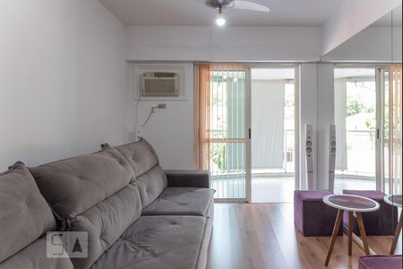 Sala de apartamento para alugar com 2 quartos, 72m² em Tijuca, Rio de Janeiro