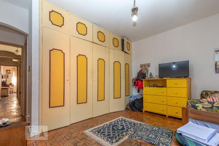 Casa à venda com 170m², 3 quartos e 2 vagasSuite