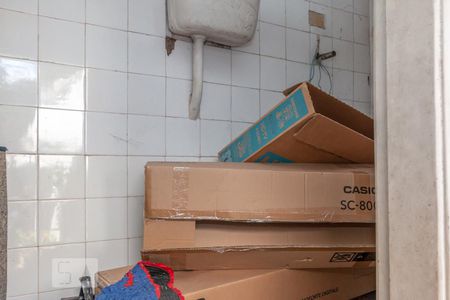 Casa à venda com 170m², 3 quartos e 2 vagasBanheiro de Serviço