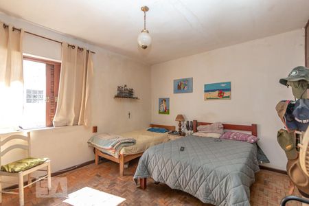 Casa à venda com 170m², 3 quartos e 2 vagasBanheiro da Suite