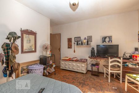 Casa à venda com 170m², 3 quartos e 2 vagasBanheiro da Suite