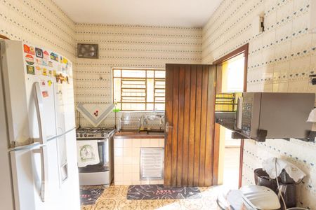 Cozinha de casa à venda com 3 quartos, 210m² em Jardim Aeroporto, São Paulo