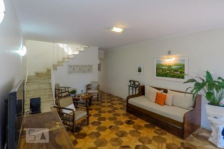 Sala de casa à venda com 3 quartos, 132m² em Vila Mariana, São Paulo