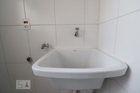 Apartamento à venda com 59m², 3 quartos e 1 vagaÁrea de Serviço