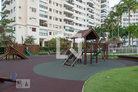 Apartamento à venda com 100m², 3 quartos e 2 vagas Apartamento à venda com 100m², 3 quartos e 2 vagasÁrea comum