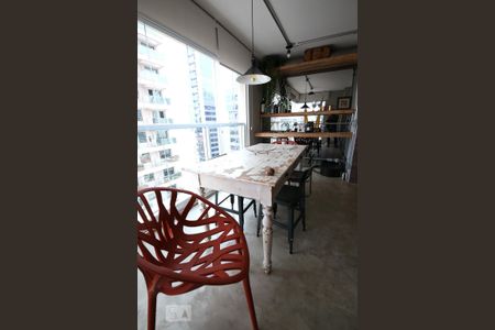 Apartamento à venda com 70m², 1 quarto e 1 vagaVaranda Gourmet