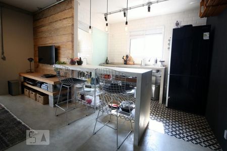 Apartamento à venda com 70m², 1 quarto e 1 vagaSala - Cozinha