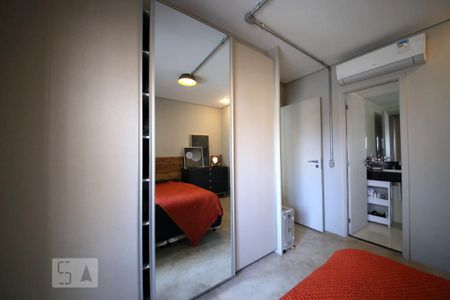Apartamento à venda com 70m², 1 quarto e 1 vagaQuarto