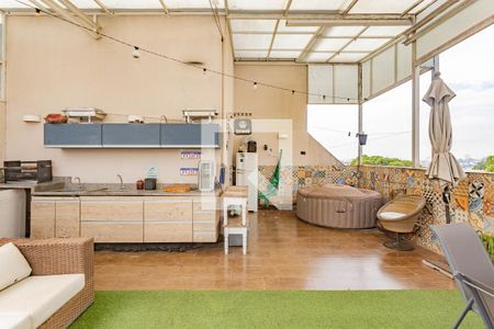 Apartamento à venda com 131m², 3 quartos e 1 vaga Apartamento à venda com 131m², 3 quartos e 1 vagaCobertura