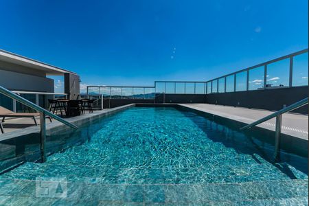 Apartamento para alugar com 52m², 1 quarto e 1 vagaPiscina