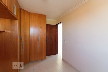 Quarto 1 de apartamento para alugar com 2 quartos, 58m² em Cidade das Flores, Osasco