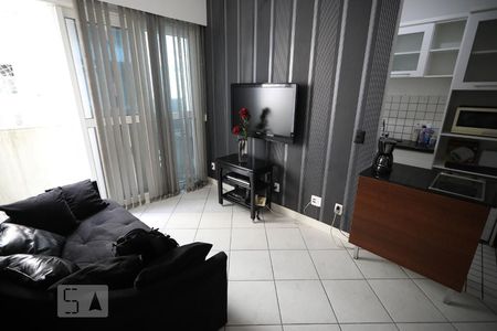 Sala de apartamento para alugar com 2 quartos, 72m² em Gonzaga, Santos