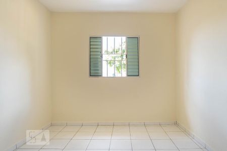 Quarto de casa para alugar com 1 quarto, 70m² em Parque Peruche, São Paulo