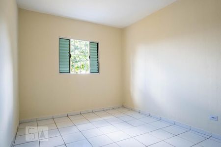 Quarto de casa para alugar com 1 quarto, 70m² em Parque Peruche, São Paulo