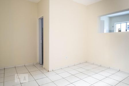 Sala de casa para alugar com 1 quarto, 70m² em Parque Peruche, São Paulo