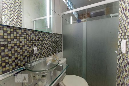 Casa à venda com 280m², 4 quartos e sem vaga Casa à venda com 280m², 4 quartos e sem vagaBanheiro da Suite Canadense