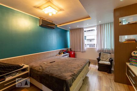 Casa à venda com 280m², 4 quartos e sem vaga Casa à venda com 280m², 4 quartos e sem vagaSuite do Casal