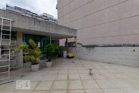 Casa à venda com 280m², 4 quartos e sem vaga Casa à venda com 280m², 4 quartos e sem vagaÁrea Livre