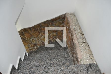 Casa à venda com 135m², 3 quartos e sem vagaEscada