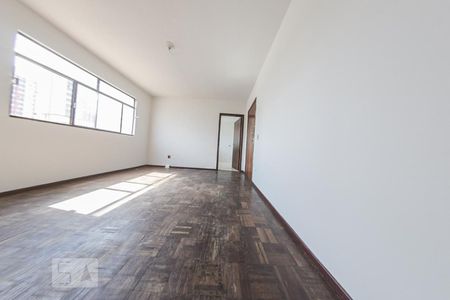 Quarto 1 de apartamento para alugar com 2 quartos, 50m² em Rebouças, Curitiba