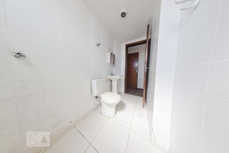 Apartamento para alugar com 50m², 2 quartos e sem vagaBanheiro