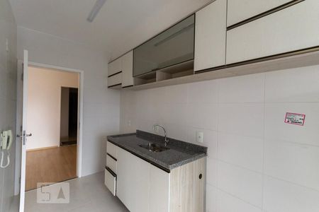 Apartamento para alugar com 70m², 2 quartos e 2 vagas Apartamento para alugar com 70m², 2 quartos e 2 vagasCozinha