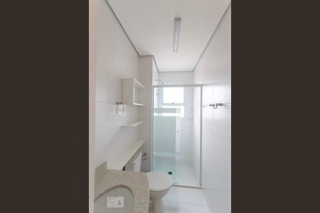 Apartamento para alugar com 70m², 2 quartos e 2 vagas Apartamento para alugar com 70m², 2 quartos e 2 vagasBanheiro