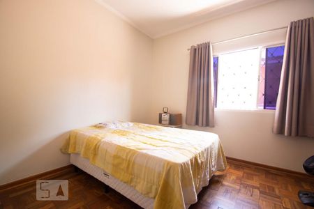 Casa à venda com 160m², 3 quartos e 2 vagas Casa à venda com 160m², 3 quartos e 2 vagasQuarto 3