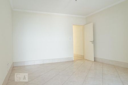 Suíte de casa à venda com 2 quartos, 210m² em Piqueri, São Paulo