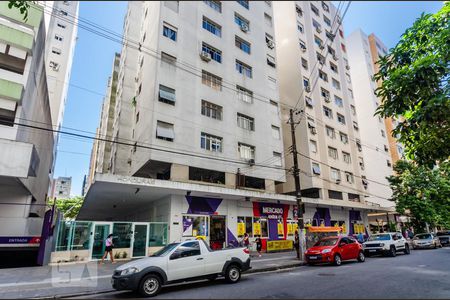 Apartamento para alugar com 45m², 1 quarto e 1 vagaFachada