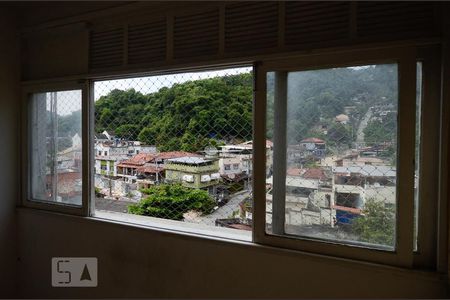 Vista de apartamento para alugar com 2 quartos, 60m² em Santa Rosa, Niterói