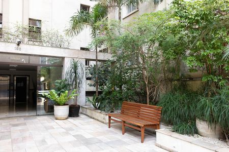 Apartamento à venda com 42m², 1 quarto e sem vagaFachada