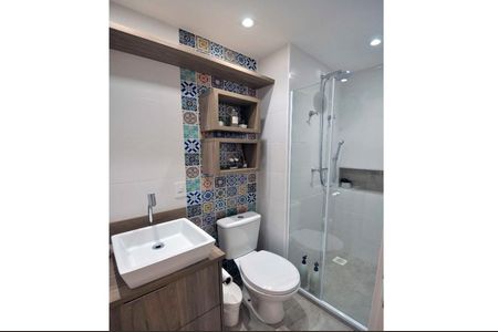 Banheiro da Suíte de apartamento para alugar com 2 quartos, 63m² em Centro, Osasco